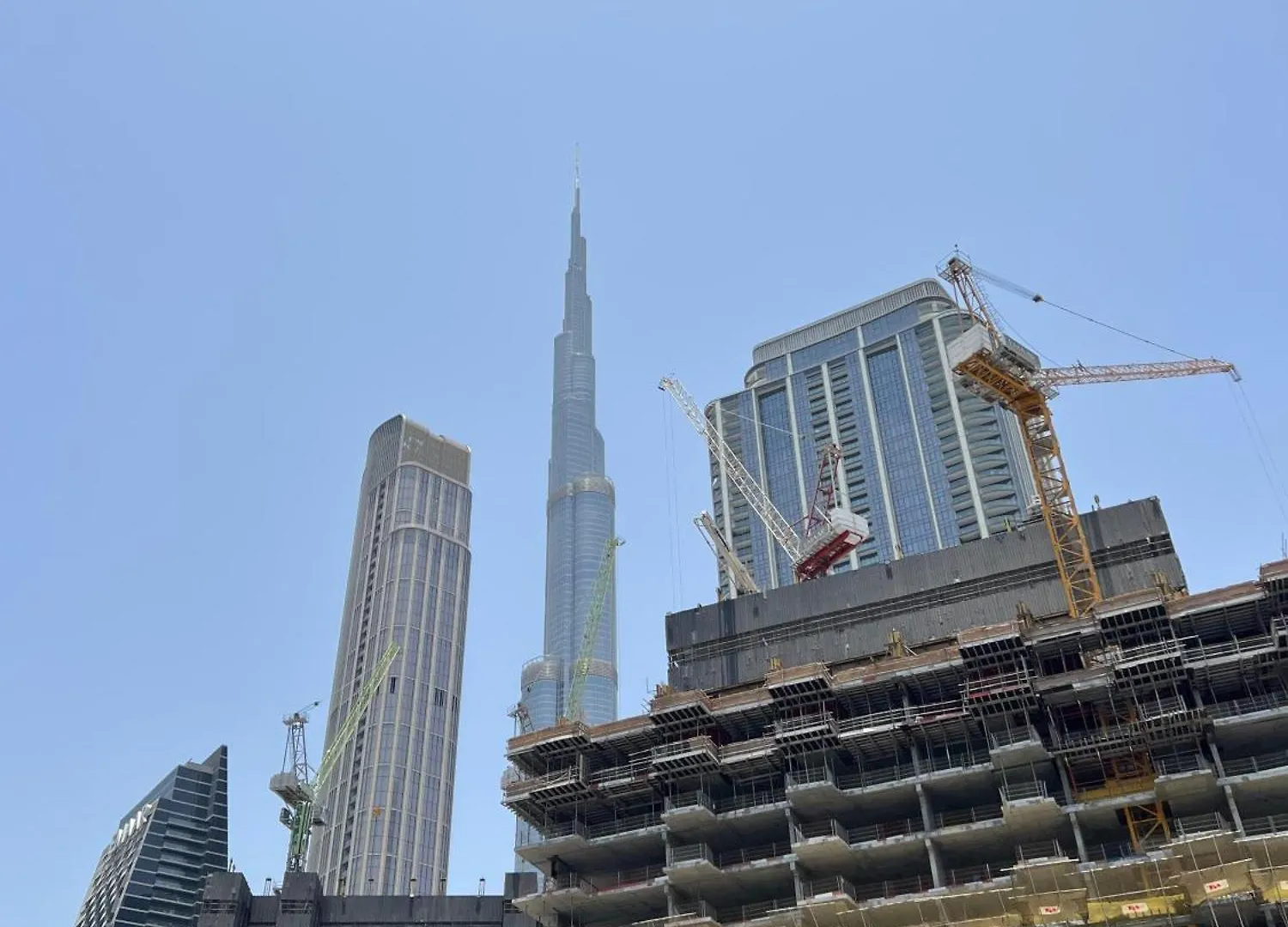 Stunning 3 Bedroom Apartment With Fountain Views By Zen Stays - Sleeps 9 - 2 Balconies Dubai