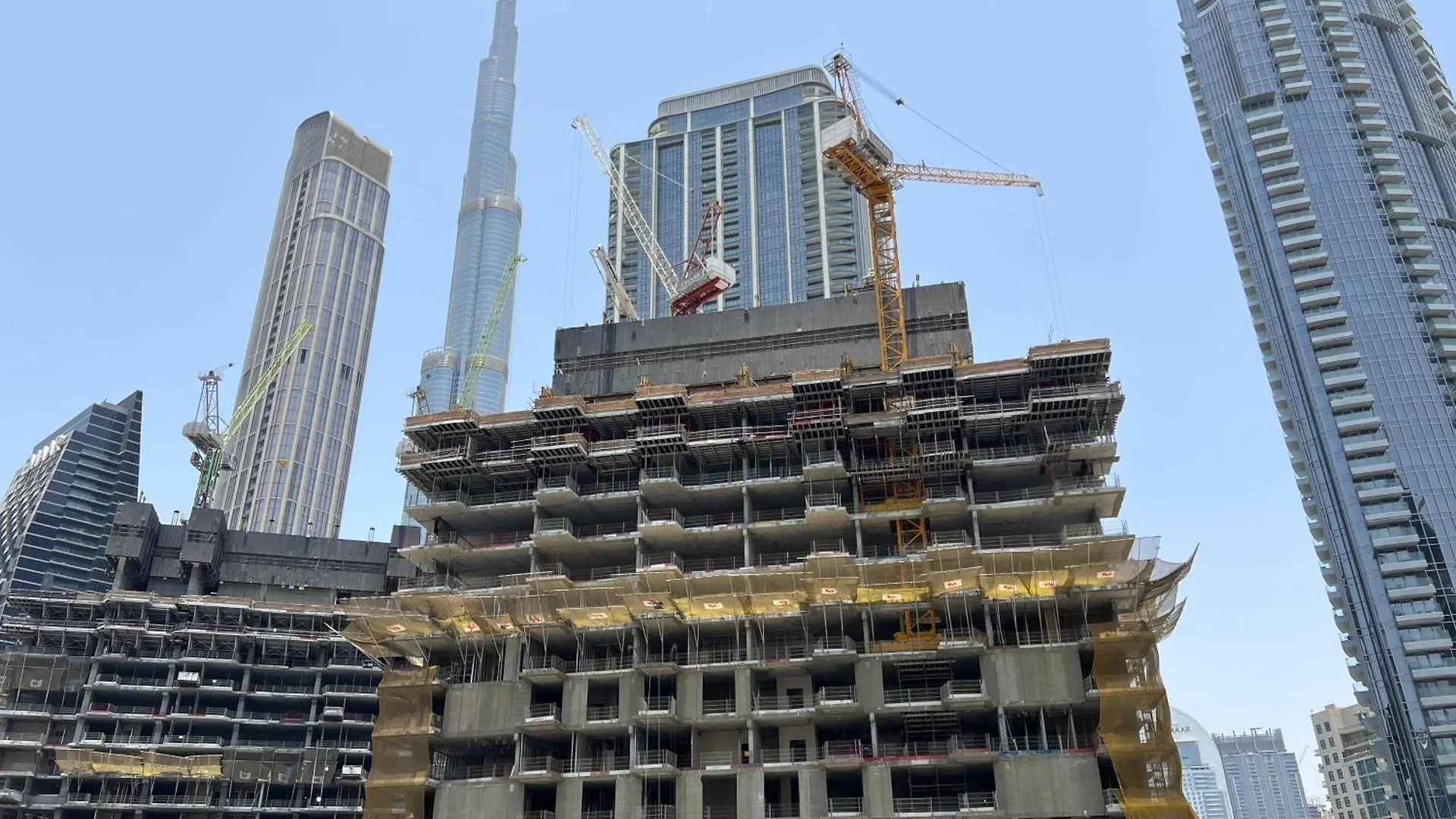 Stunning 3 Bedroom Apartment With Fountain Views By Zen Stays - Sleeps 9 - 2 Balconies Dubai